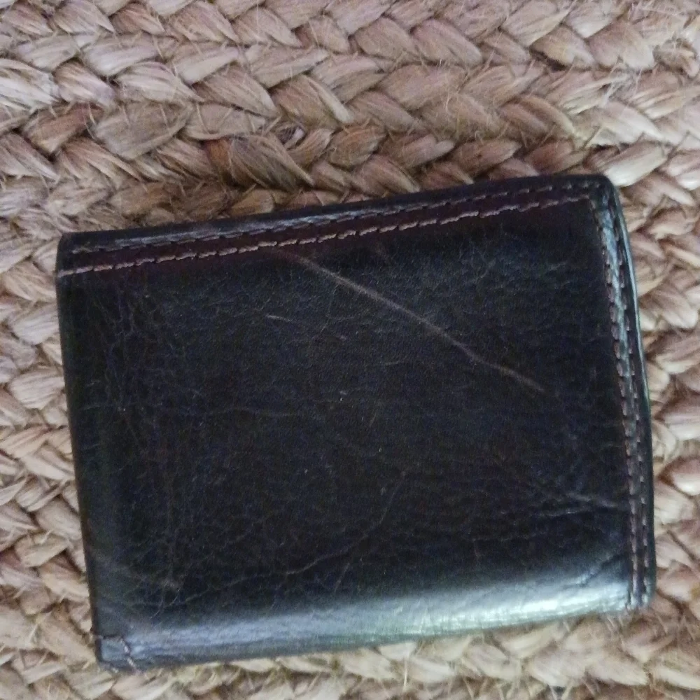 Fossil Wallet